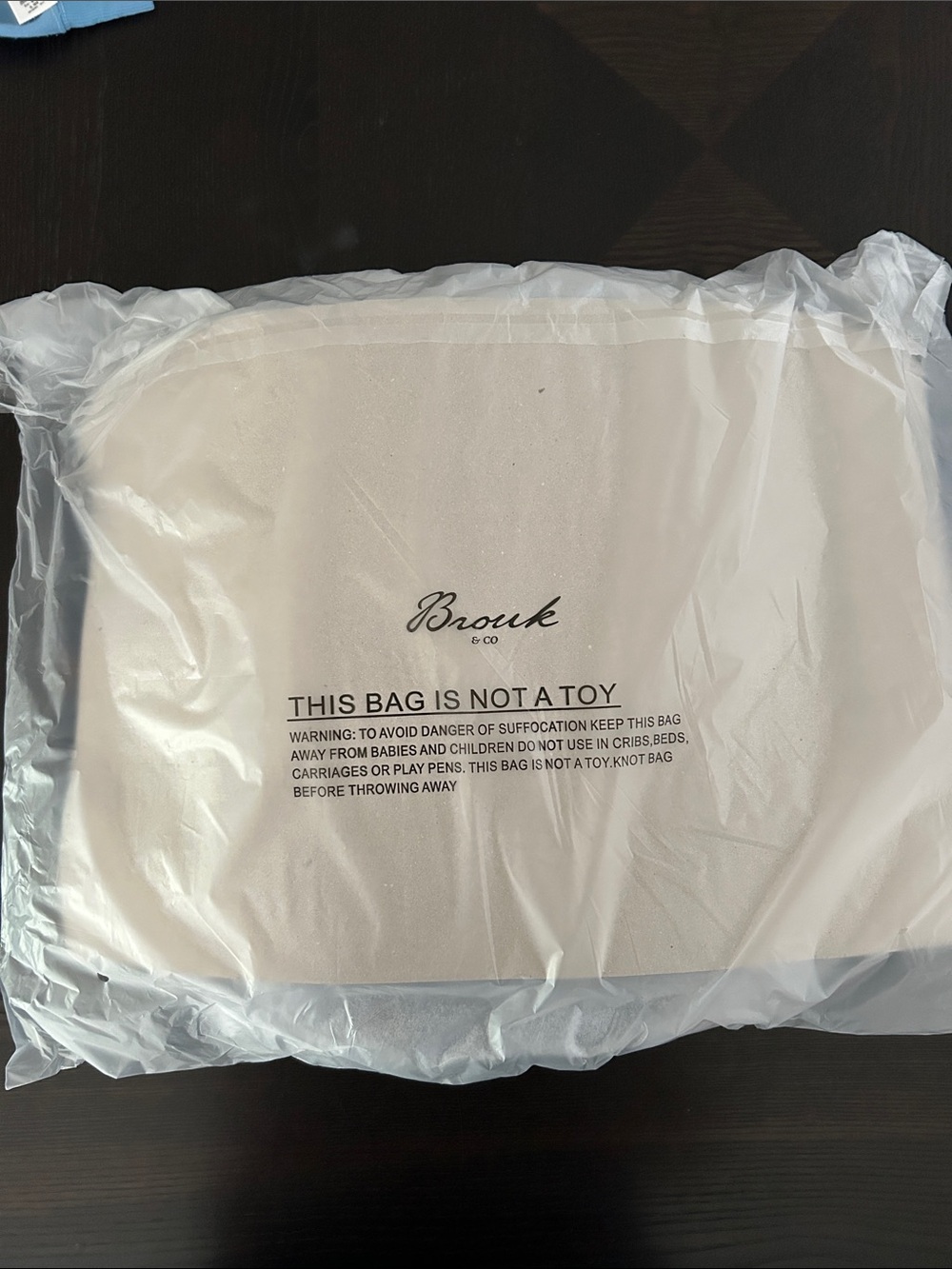 BROUK & CO. LAUREN DUFFLE TRAVEL BAG .NAVY 21 x 9.5 x 14 NEW IN BAG - Picture 5 of 6